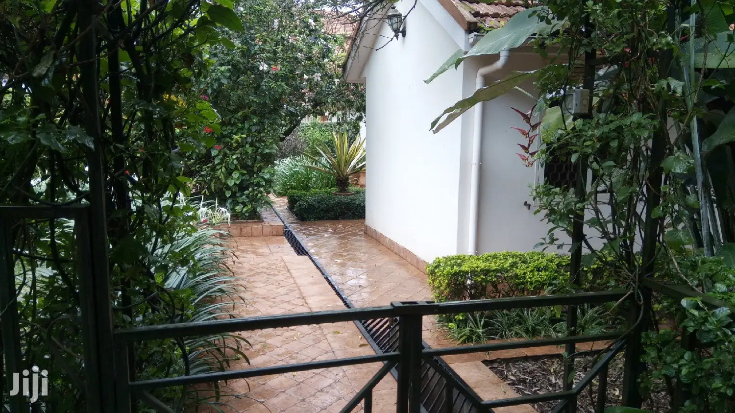 Furnished 4bdrm Duplex in Kololo Property, Kampala for rent