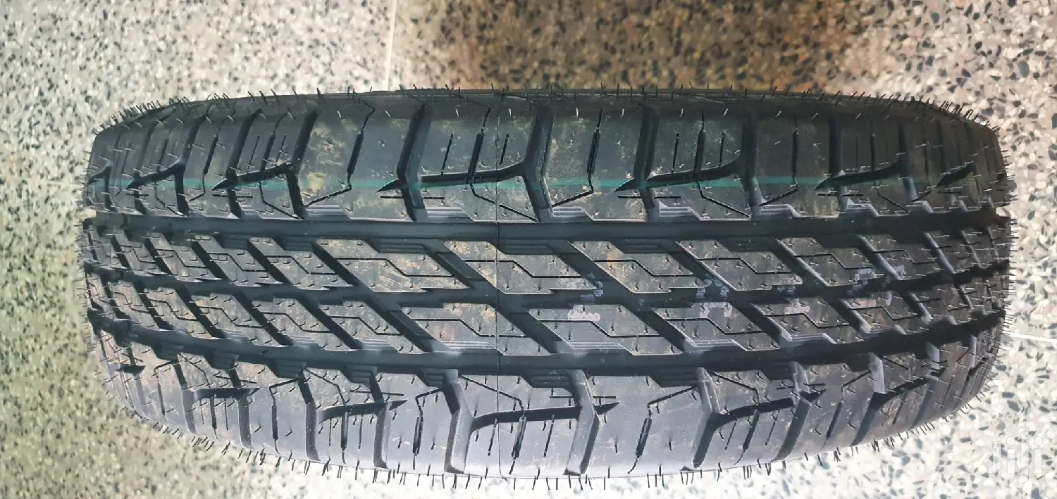 215/70r16 Achilles Desert Hawk
