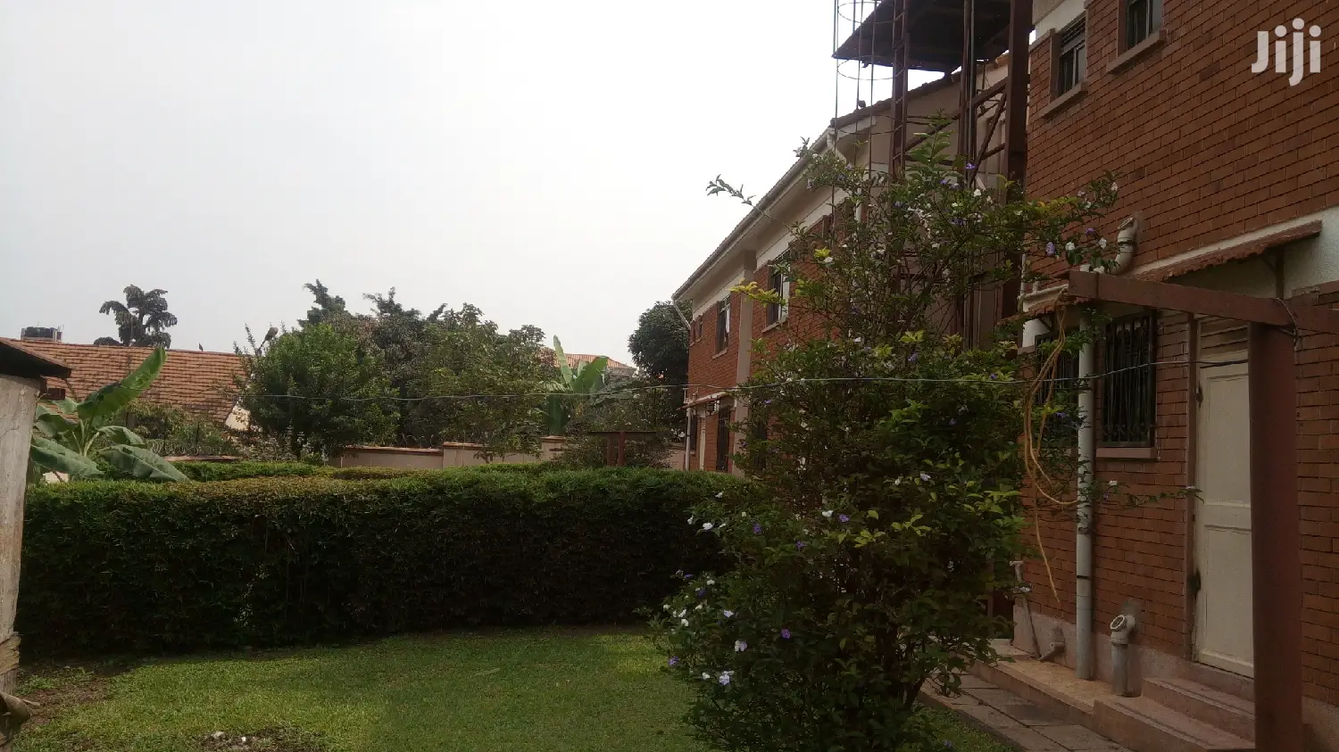 4bdrm Townhouse/Terrace in Kololo Property, Central Division for Rent