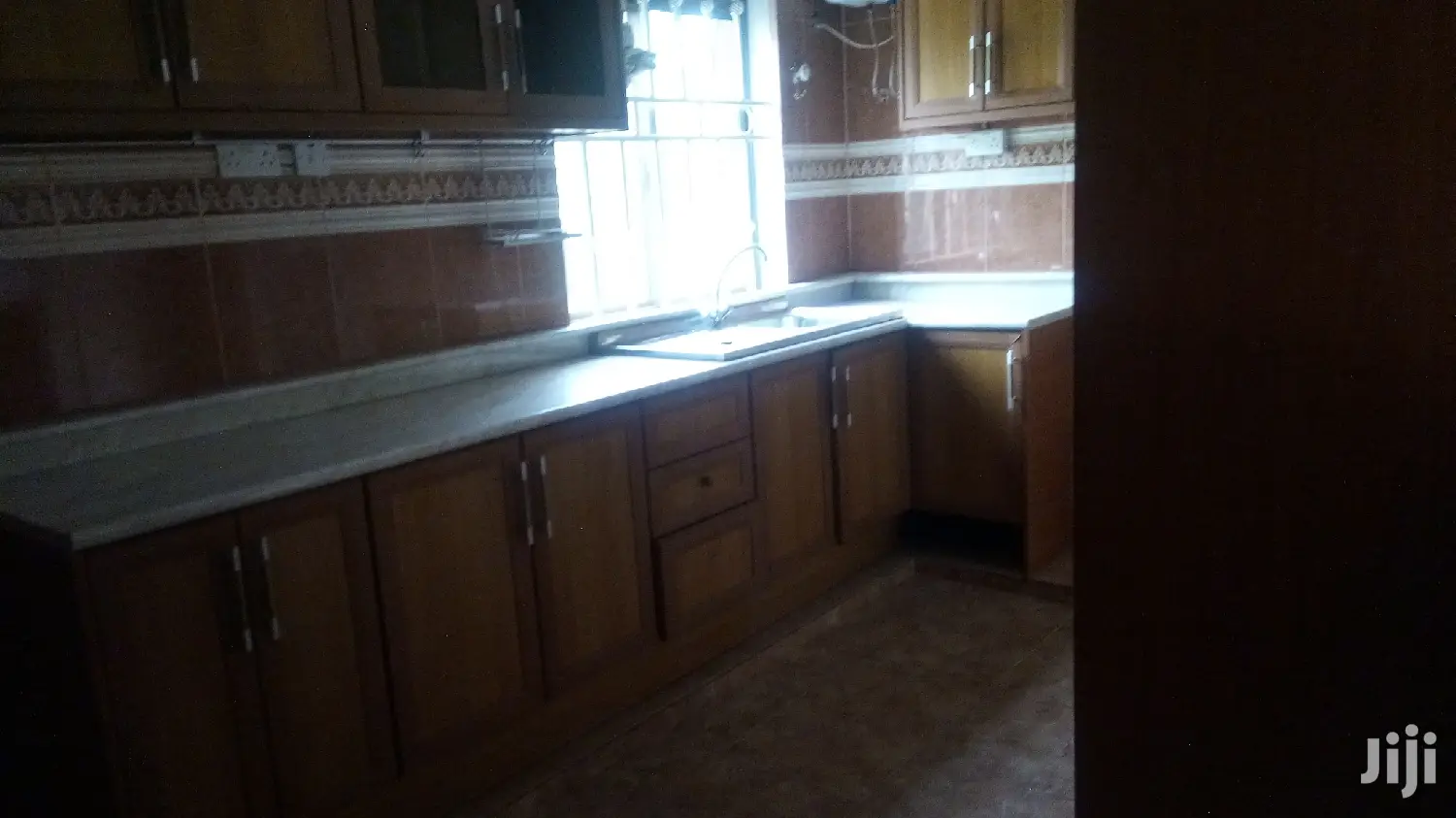 4bdrm Townhouse/Terrace in Kololo Property, Central Division for Rent
