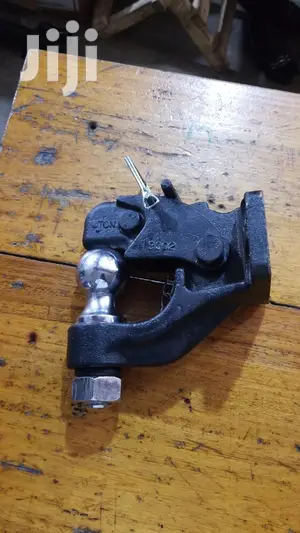 8tons Car Tow Hooks Available