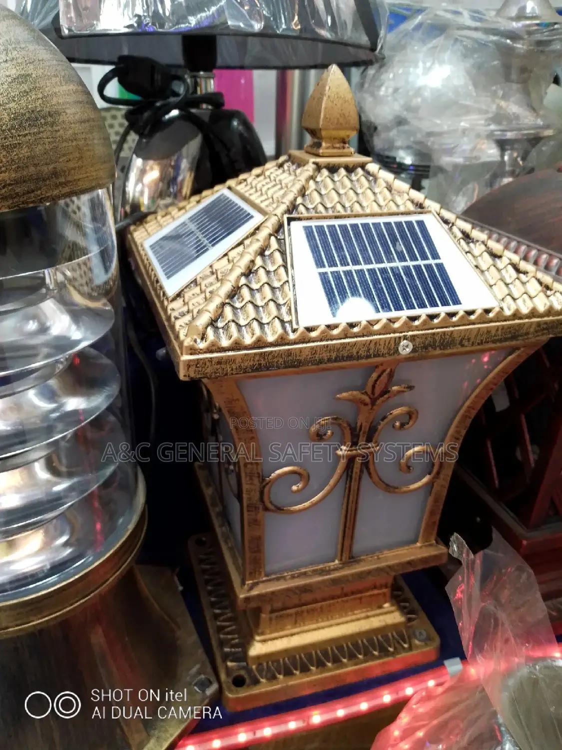 Solar Lights for Your Perimeter Wall and Gadern