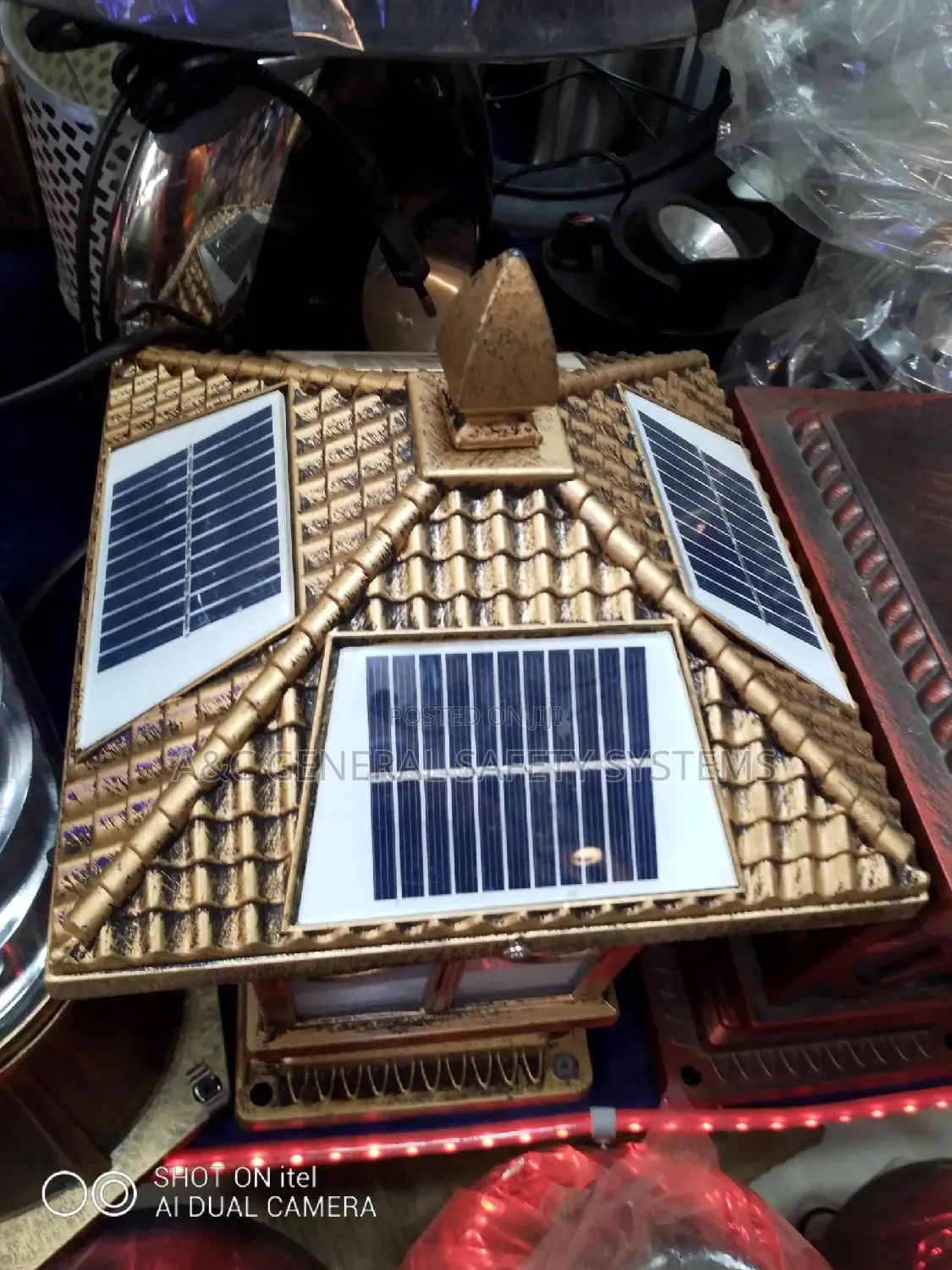 Solar Lights for Your Perimeter Wall and Gadern