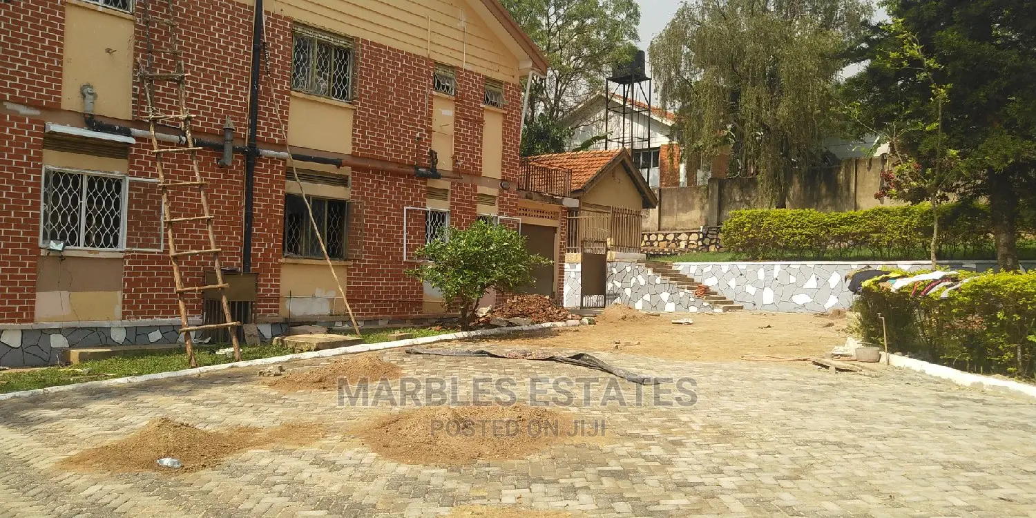 7 Bedrooms House For Rent In Naguru