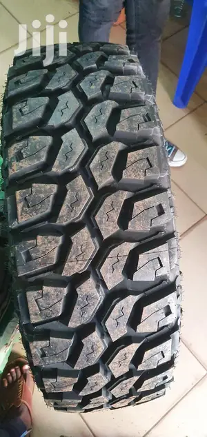 285/75r16 Mudtrack