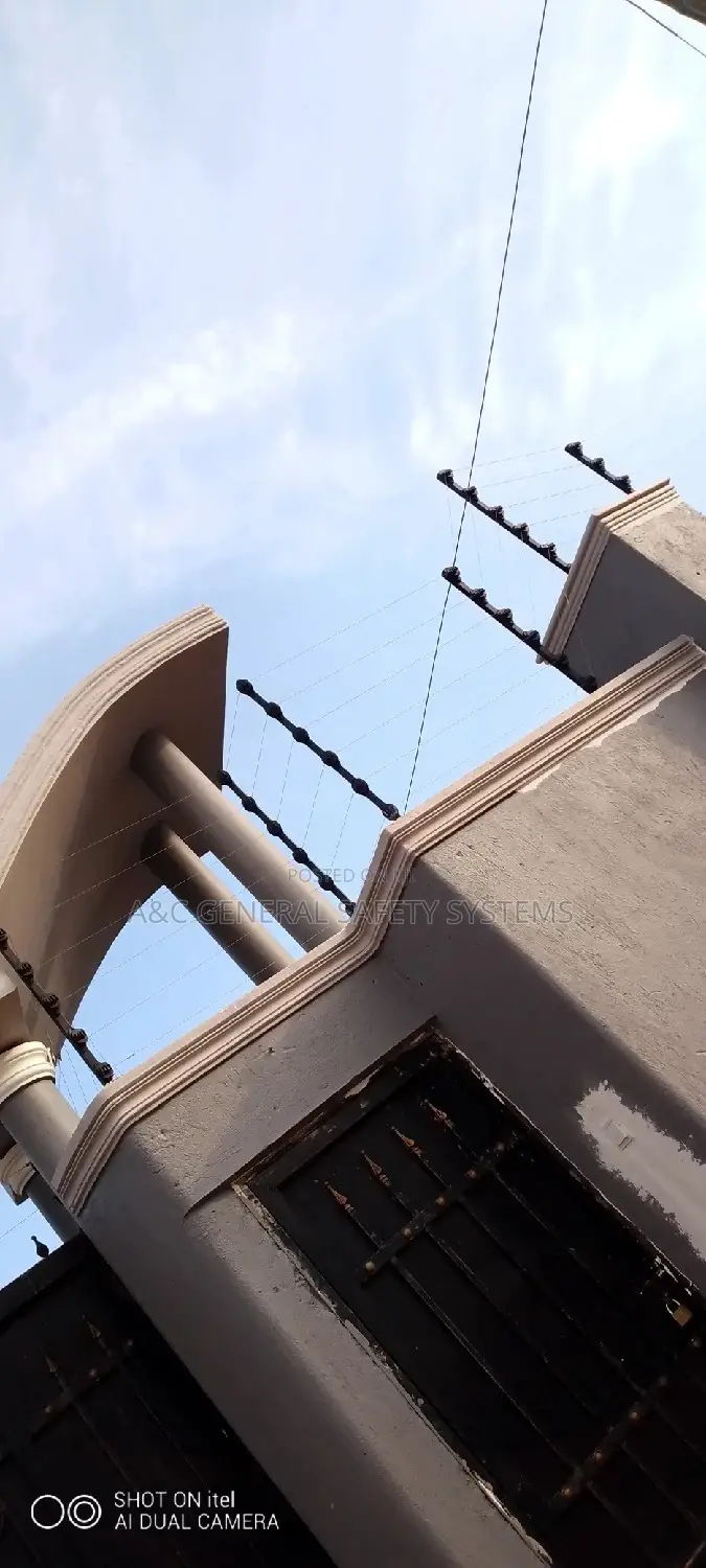 Electric Wire Fencing