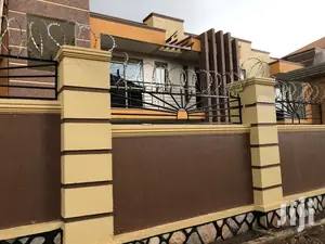 Apartments in Kampala Close to the Tarmack for Sell