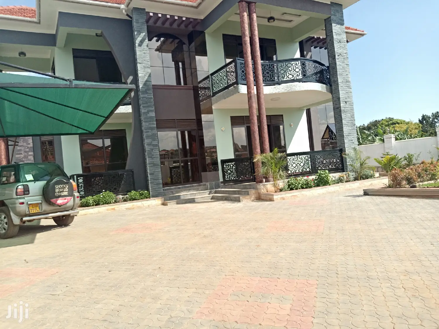 Seven Star Mansion in Najjera on Sell