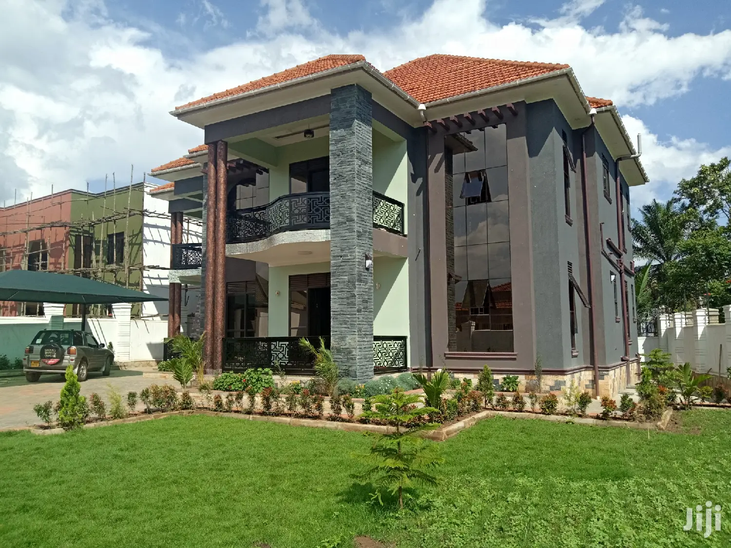 Seven Star Mansion in Najjera on Sell