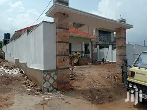 Four Bedrooms Mansion In Kira For Sell