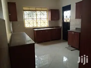 Kira New Crib by the Tarmack on Faster Sell