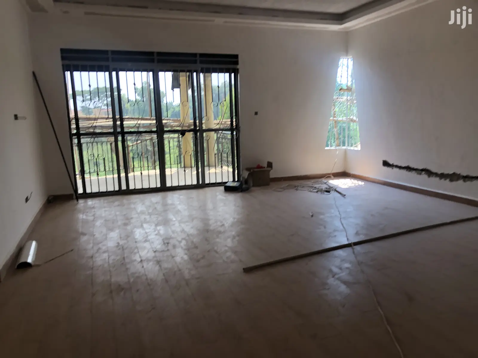 Kiwatule Castle on Sell