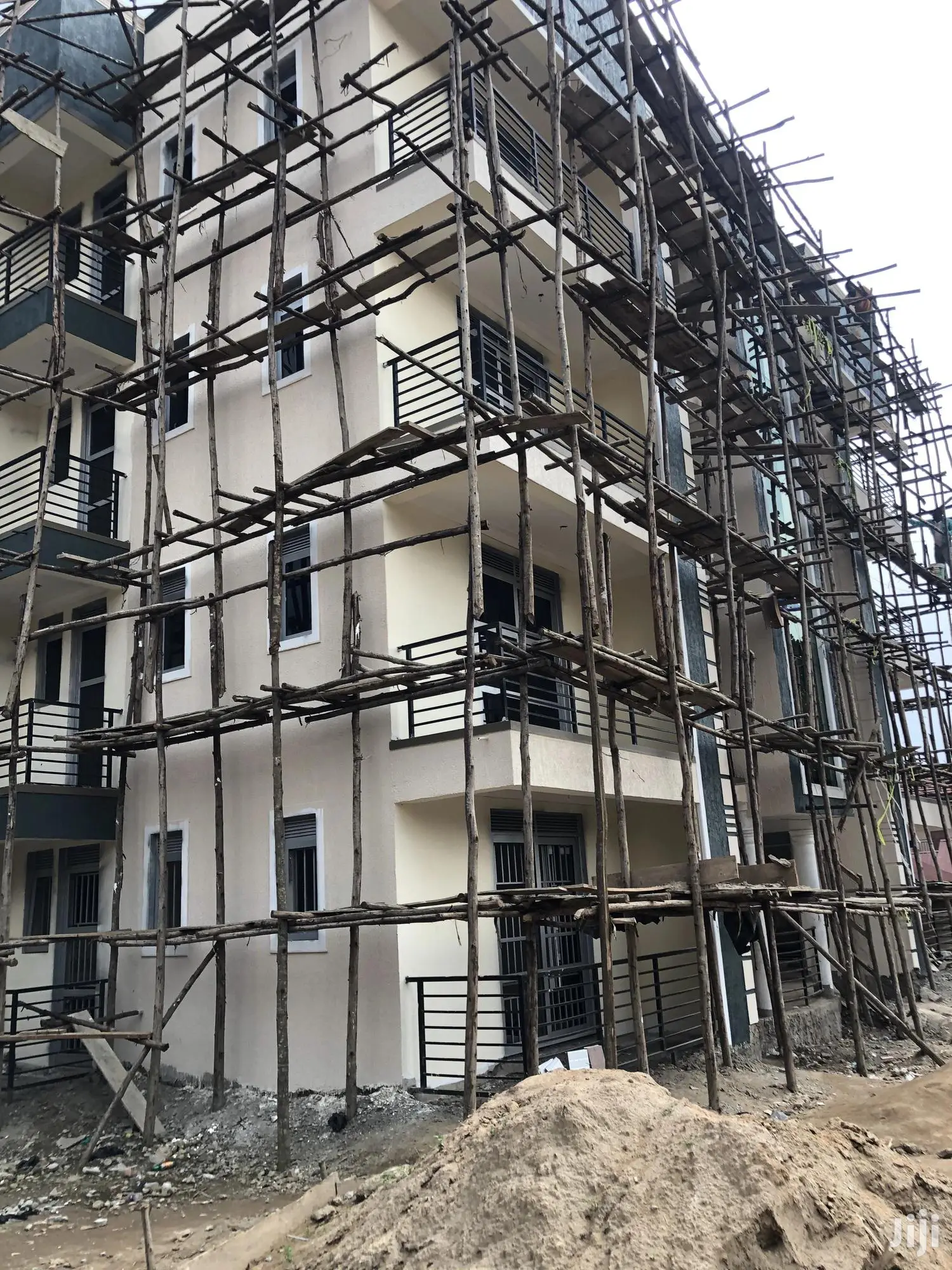 12 Unit Apartments Almost Complete in Kyaliwajjara on Sell
