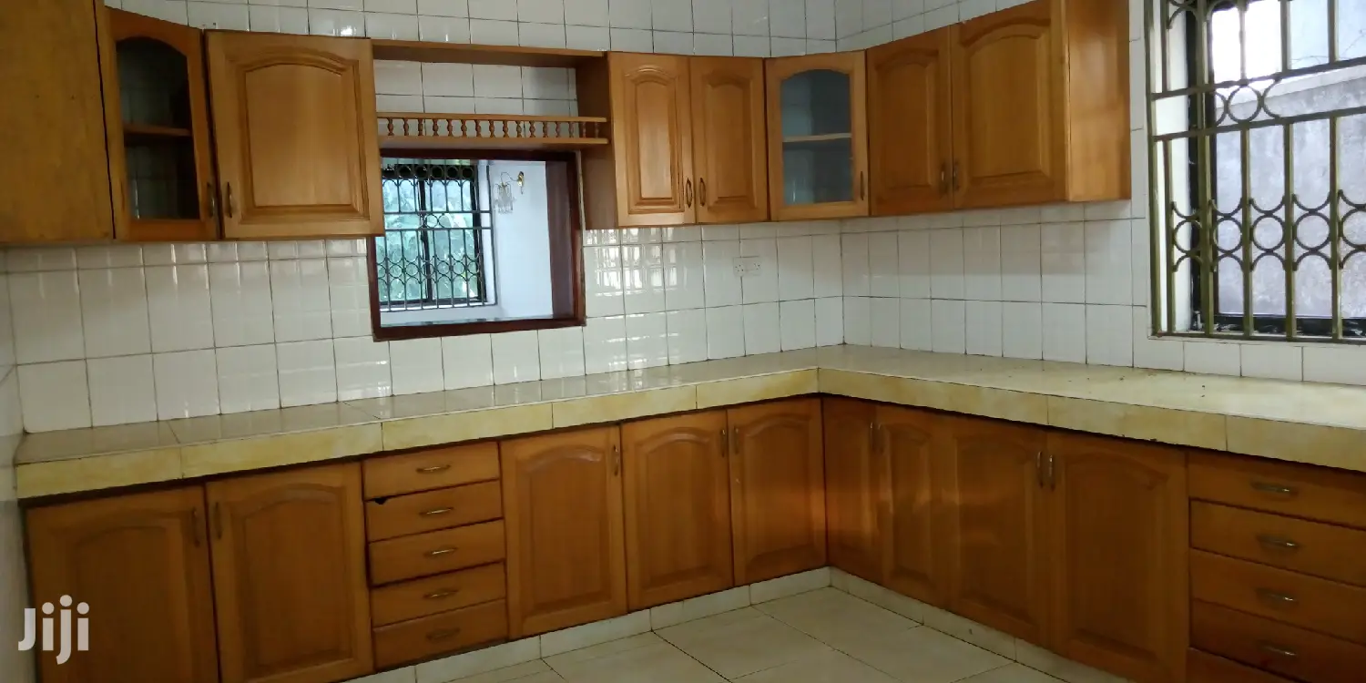 Naguru House Is for Sale