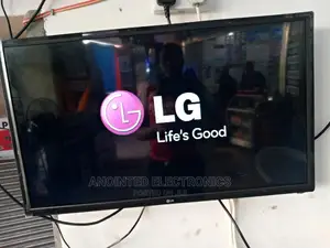 Original Tv Lg 32inches With a Free to Air