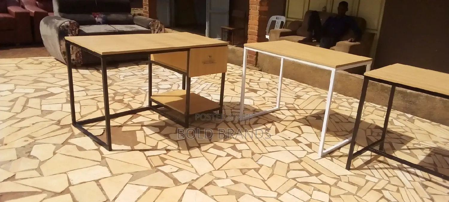 Modern Office Desks