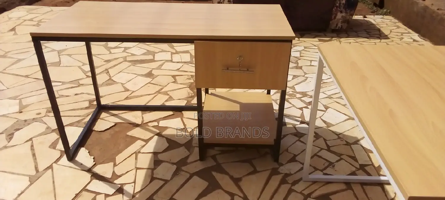 Modern Office Desks