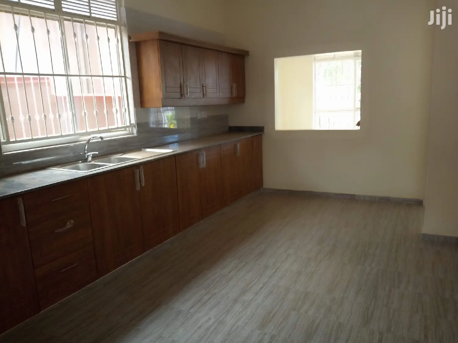 Kira Fresh View Bungaloo on Sell