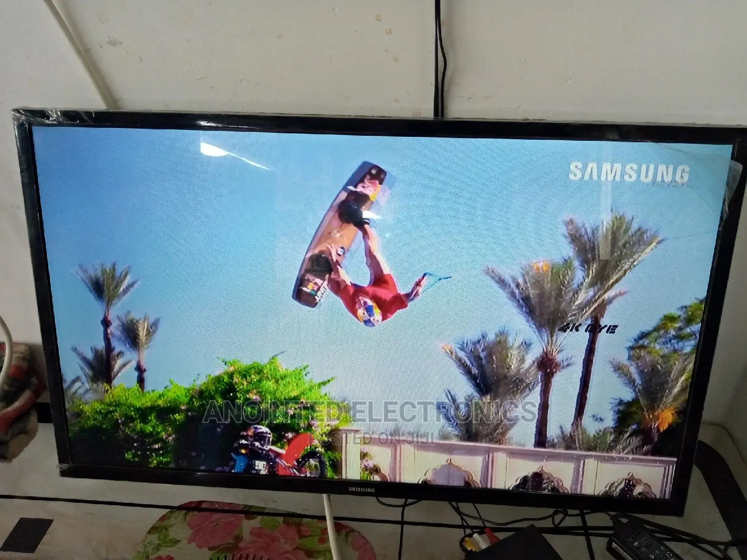 Original Samsung 32 Tv With a Free to Air