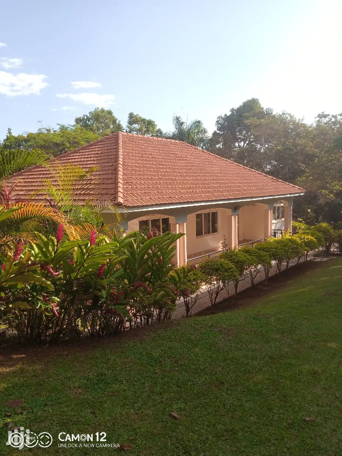 Expert Roof Cleaning Services for a Clean Roof and Happy Home.