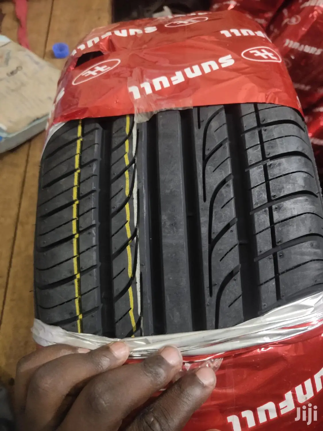 215/60r16 Sunfull