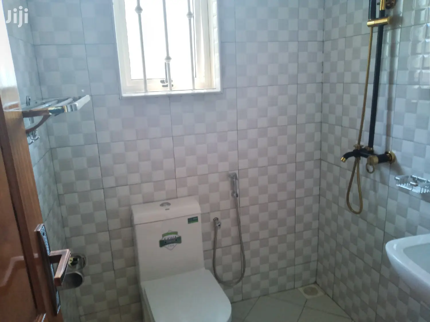 Very Beautiful Brandnew Classic Double Stroy Home Onsale