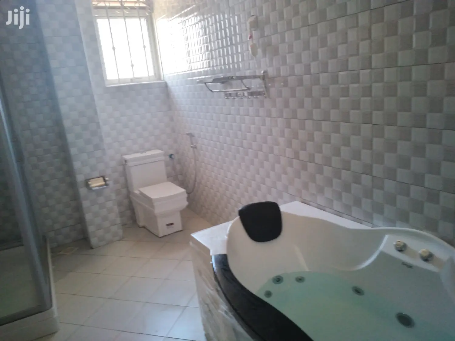 Very Beautiful Brandnew Classic Double Stroy Home Onsale