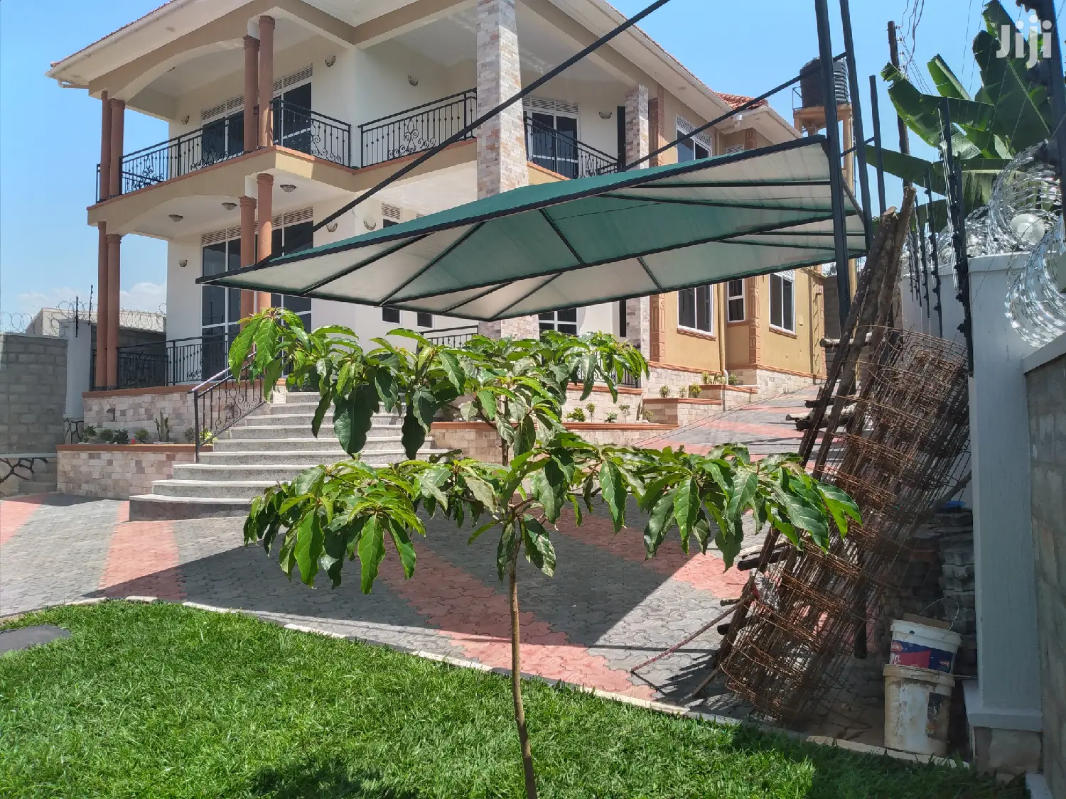 Very Beautiful Brandnew Classic Double Stroy Home Onsale