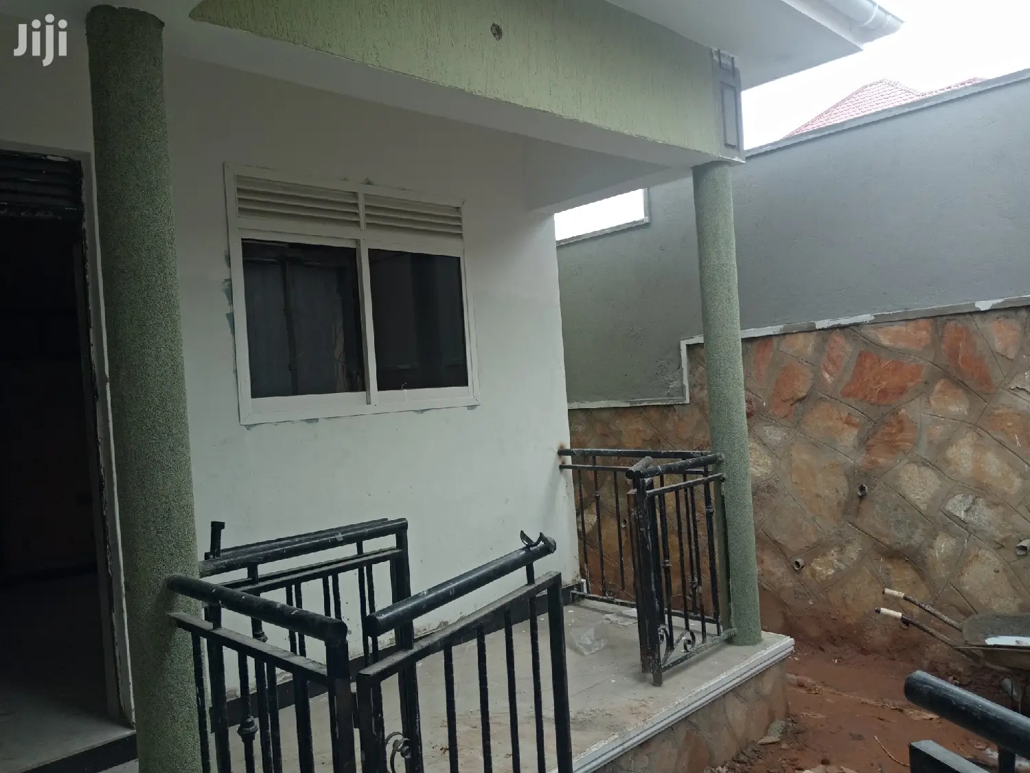 Hot New 4 Bedroom Bungalow In Kira For Sale