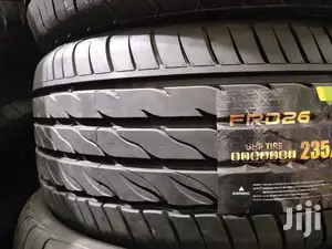 235/35r19 Farroad