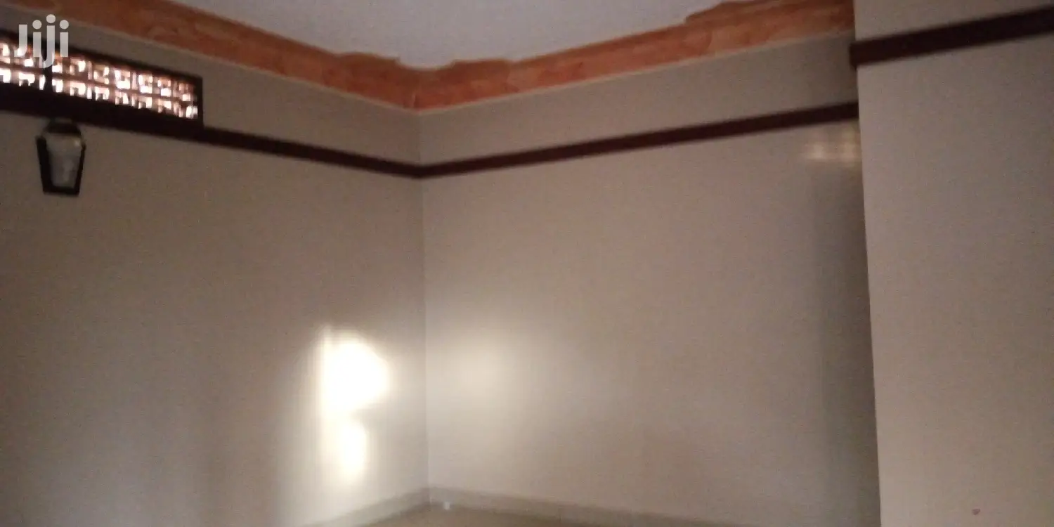 2bdrm House in Fs Properties, Wakiso for rent
