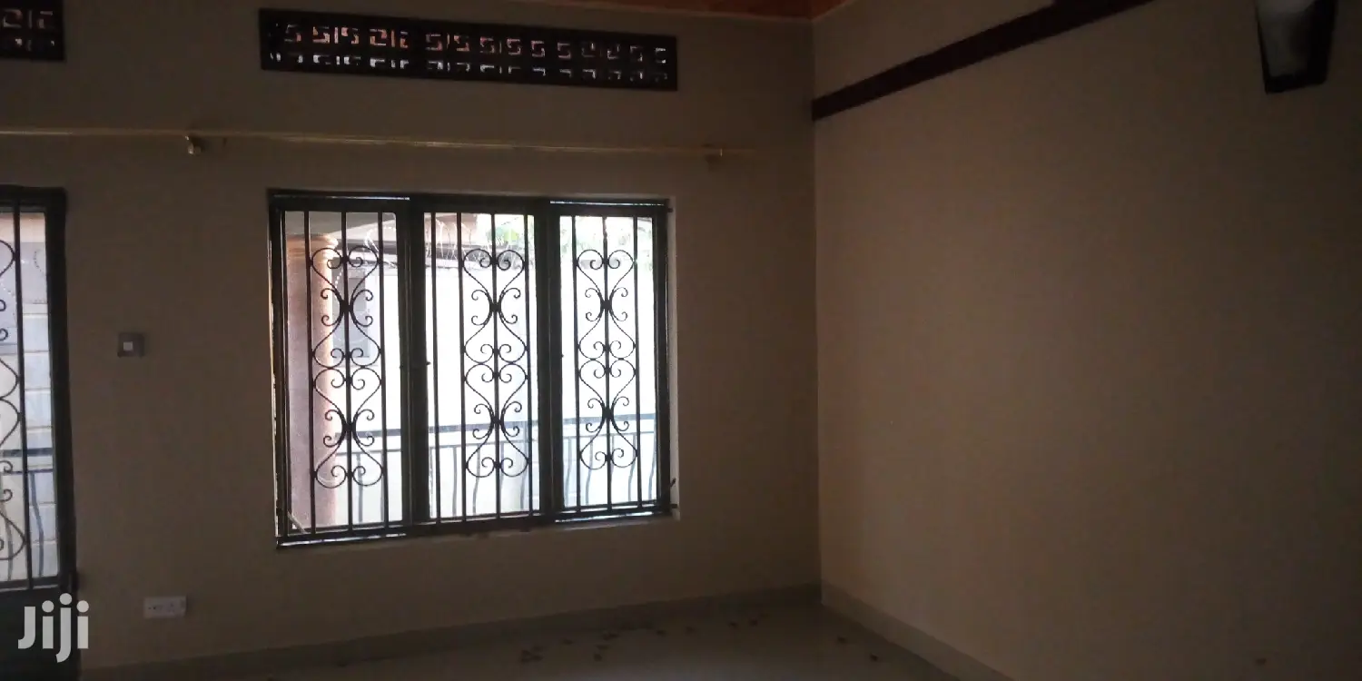 2bdrm House in Fs Properties, Wakiso for rent