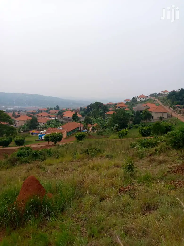 Plots for Sale in Kira