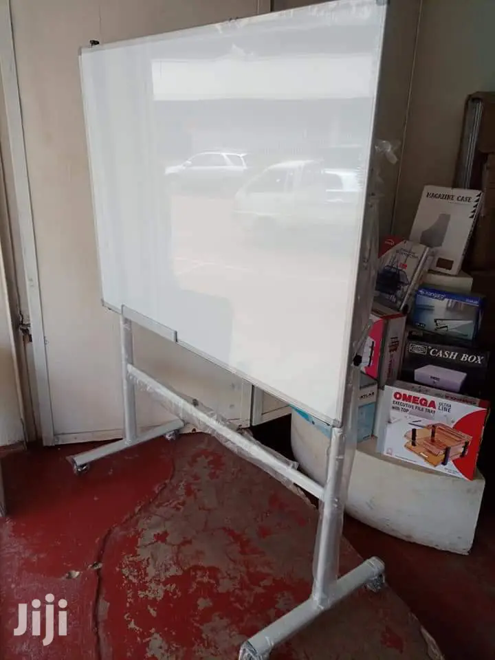 White Board With Stand (120cm X 90cm)