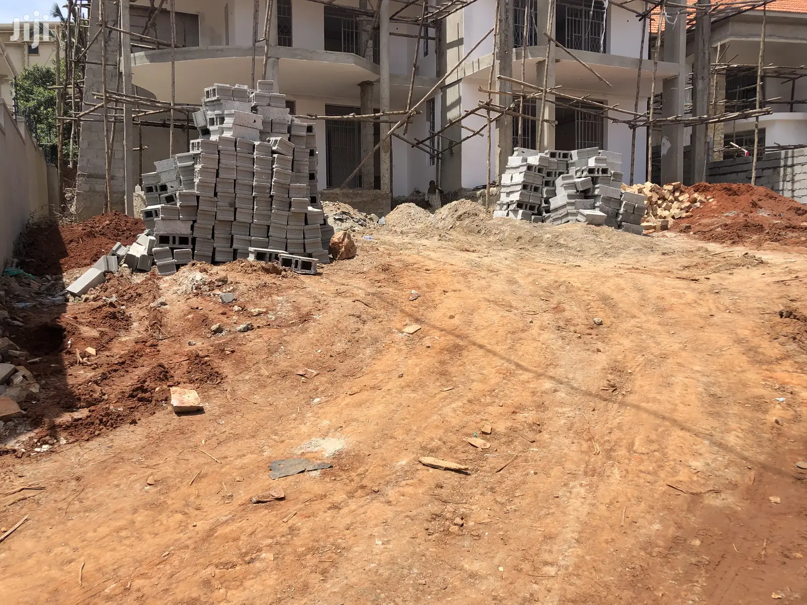 Mansion in Kiwatule Almost Complete on Sell
