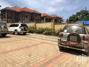 7 Bedroom Mansion In Kiwatule For Sale
