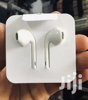 Apple Earpods Lighting Connector