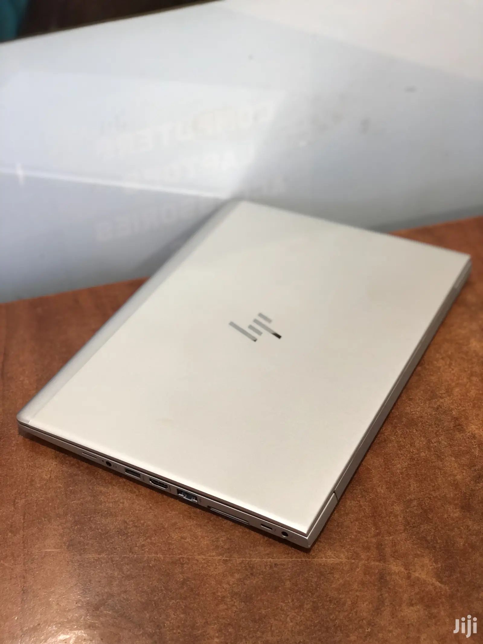 New Laptop HP EliteBook 840 G5 8GB Intel Core I5 SSD 256GB