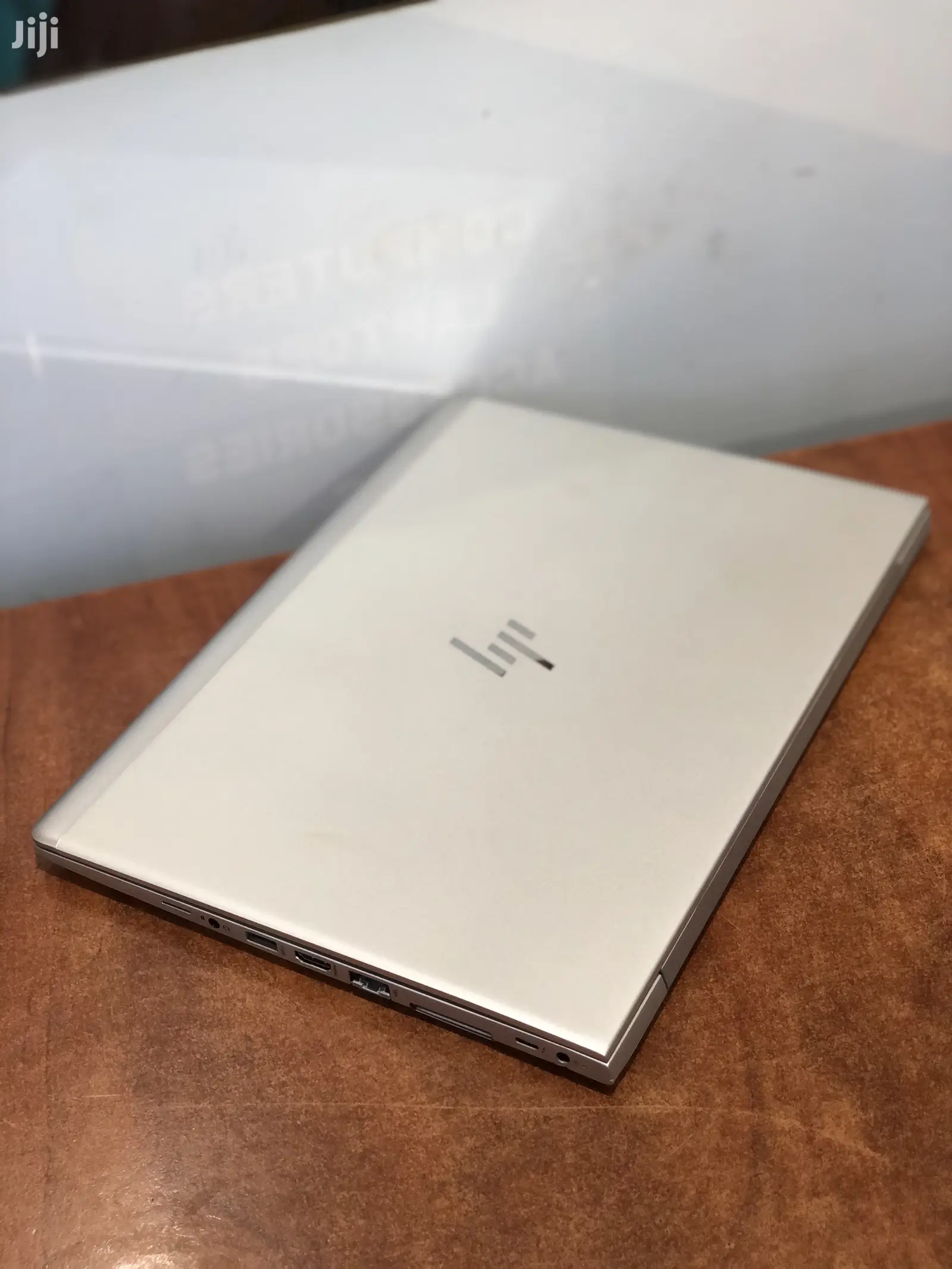 New Laptop HP EliteBook 840 G5 8GB Intel Core I5 SSD 256GB