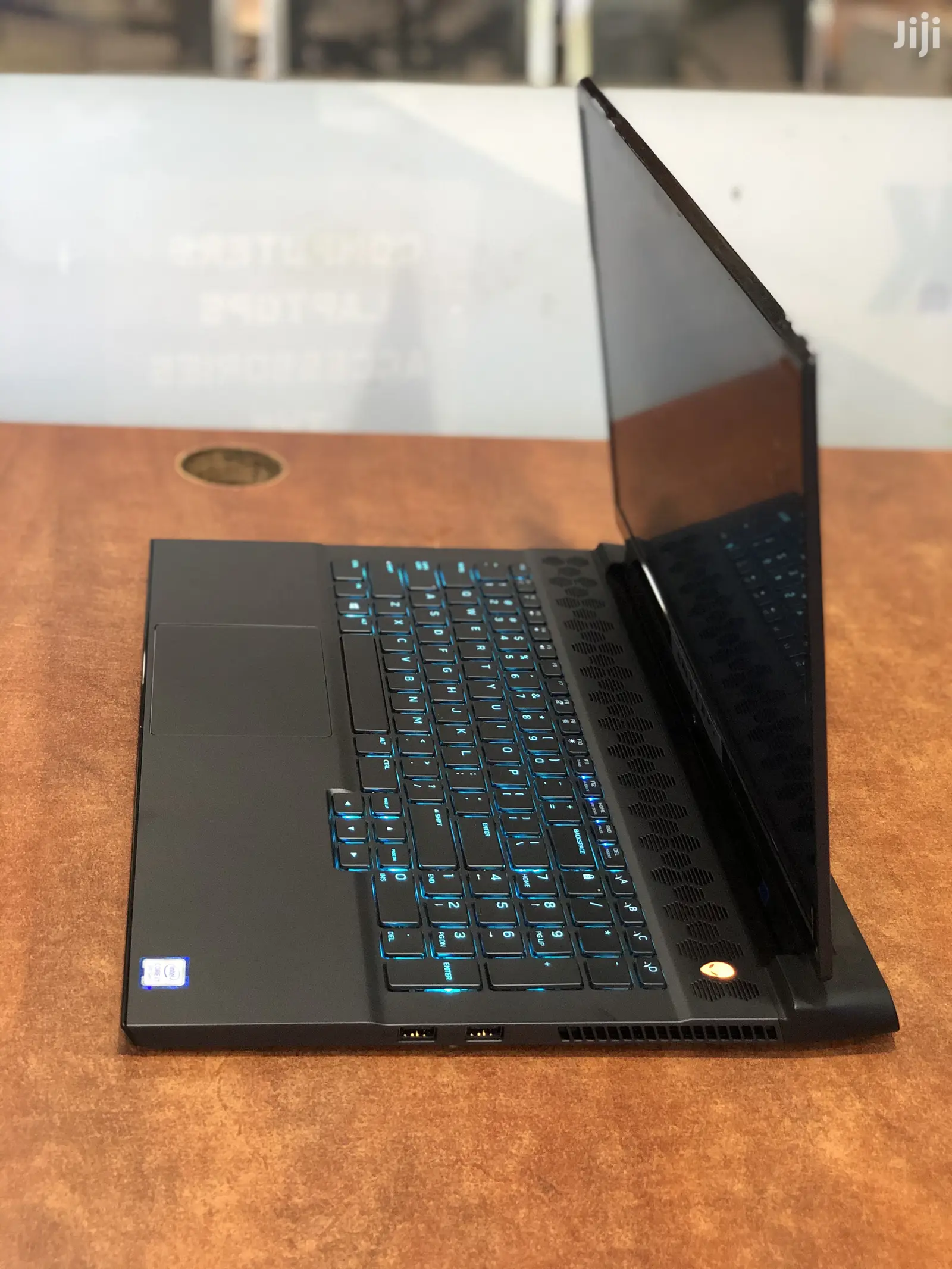 New Laptop Alienware M17x R2 16GB Intel Core I7 SSHD (Hybrid) 512GB