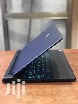 New Laptop Alienware M17x R2 16GB Intel Core I7 SSHD (Hybrid) 512GB