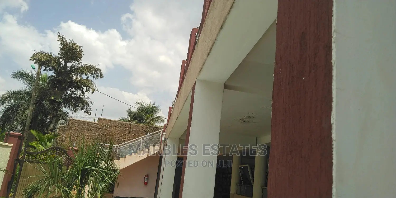 5 Bedrooms Nice Town House for Rent in Naguru
