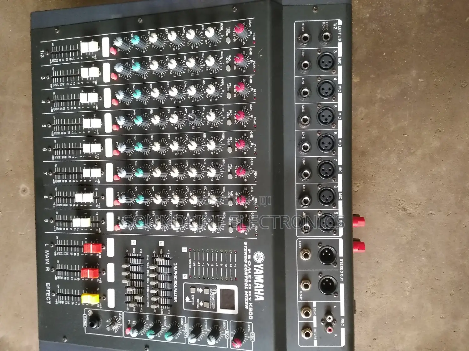 8 Channel Amplified Mixer Yamaha