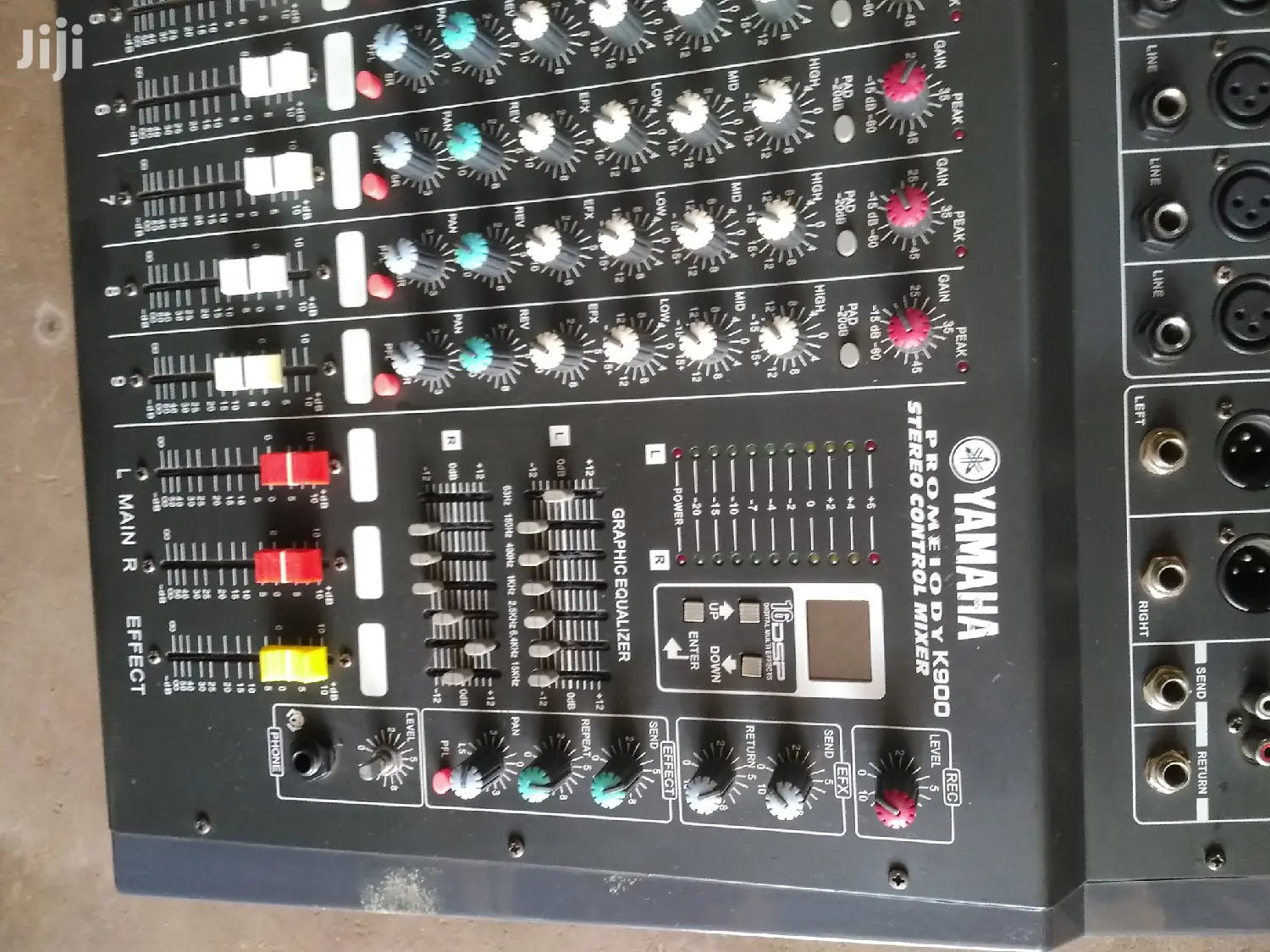 8 Channel Amplified Mixer Yamaha