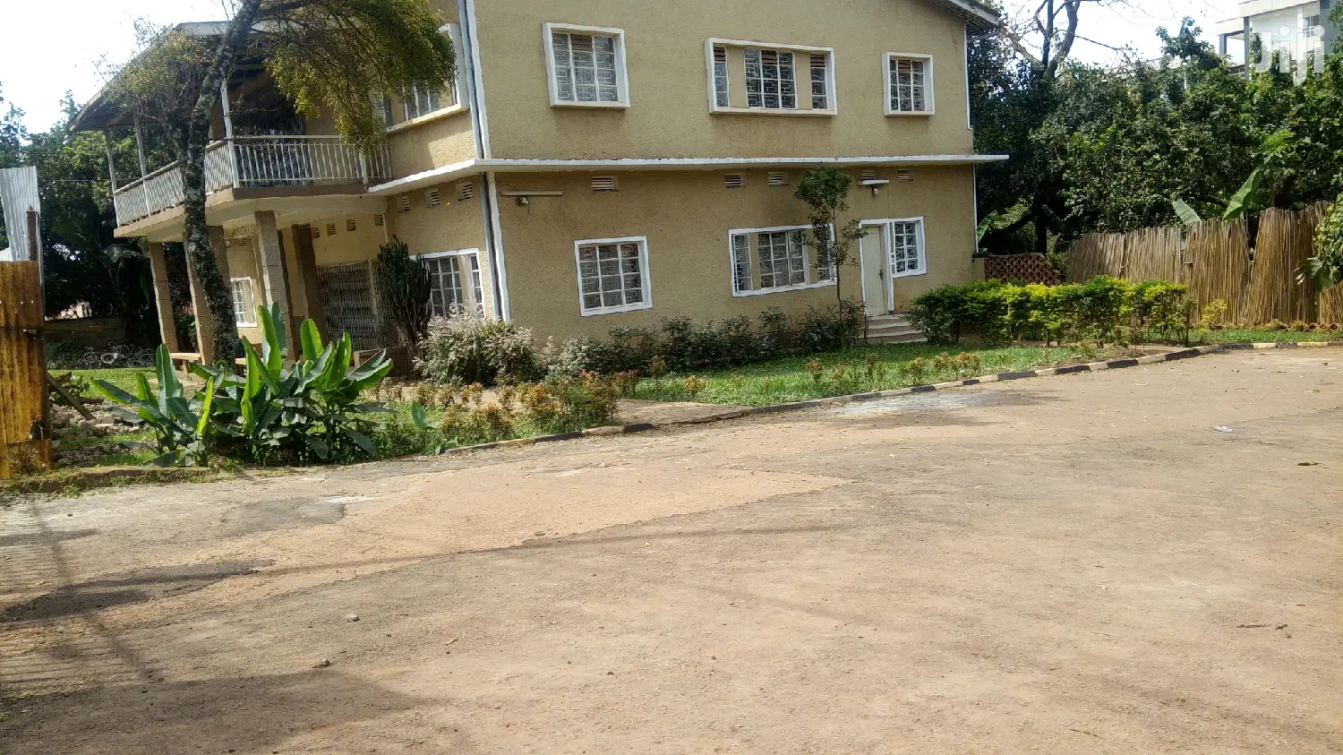 8bdrm Duplex in Kololo Property, Kampala for rent