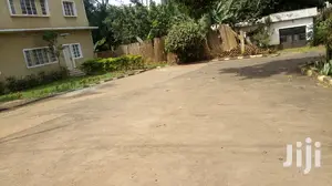 8bdrm Duplex in Kololo Property, Kampala for rent