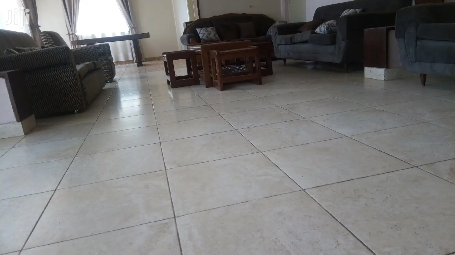 8bdrm Duplex in Kololo Property, Kampala for rent