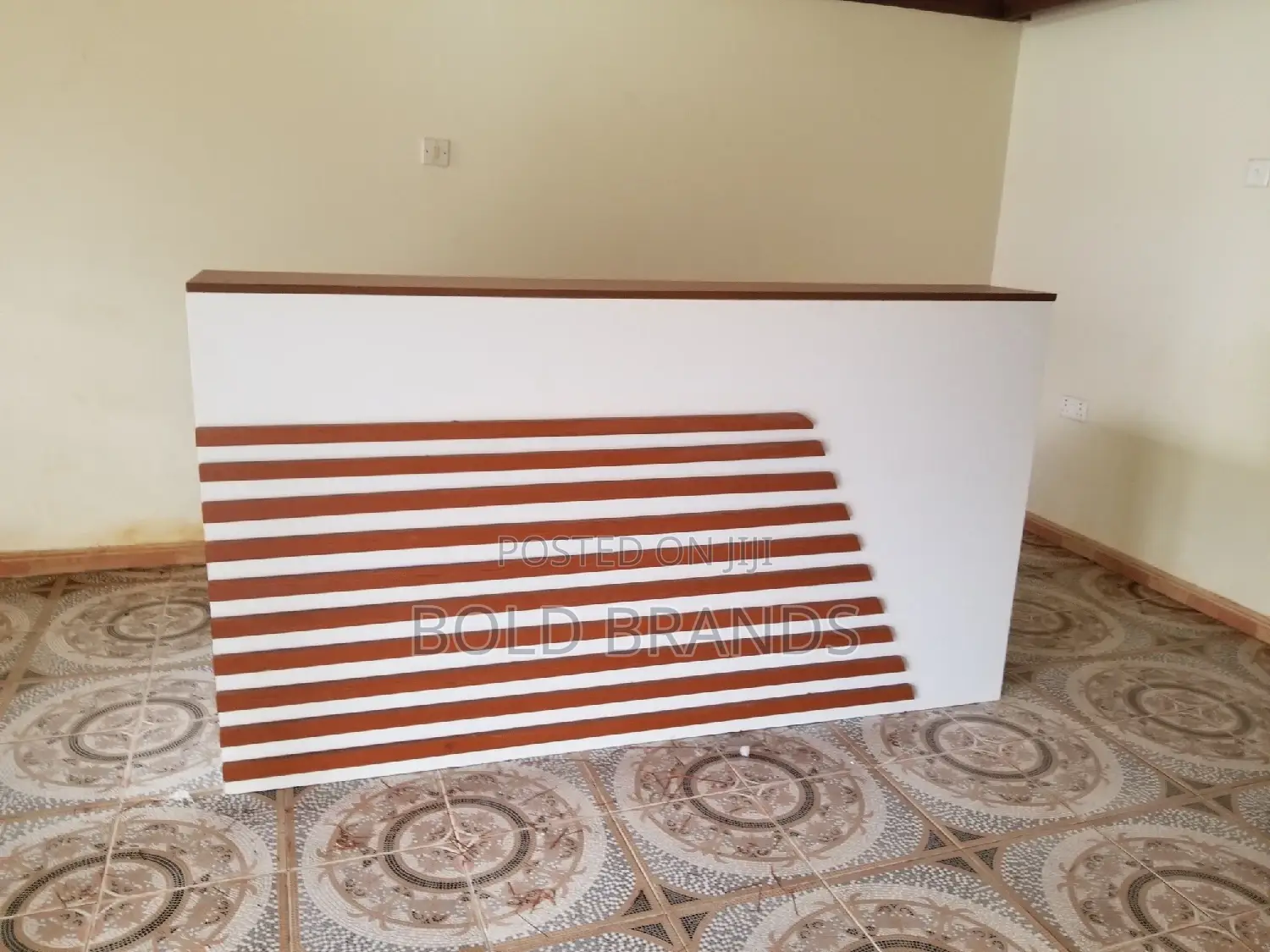 Reception Desks/ Counters