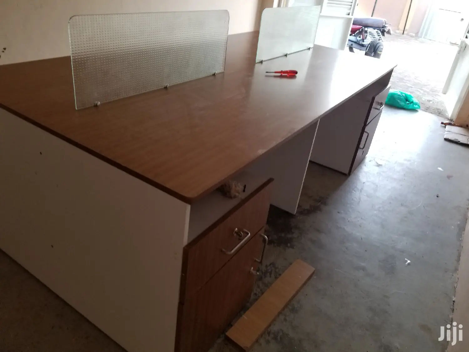 Work Stations/ Staff Desks