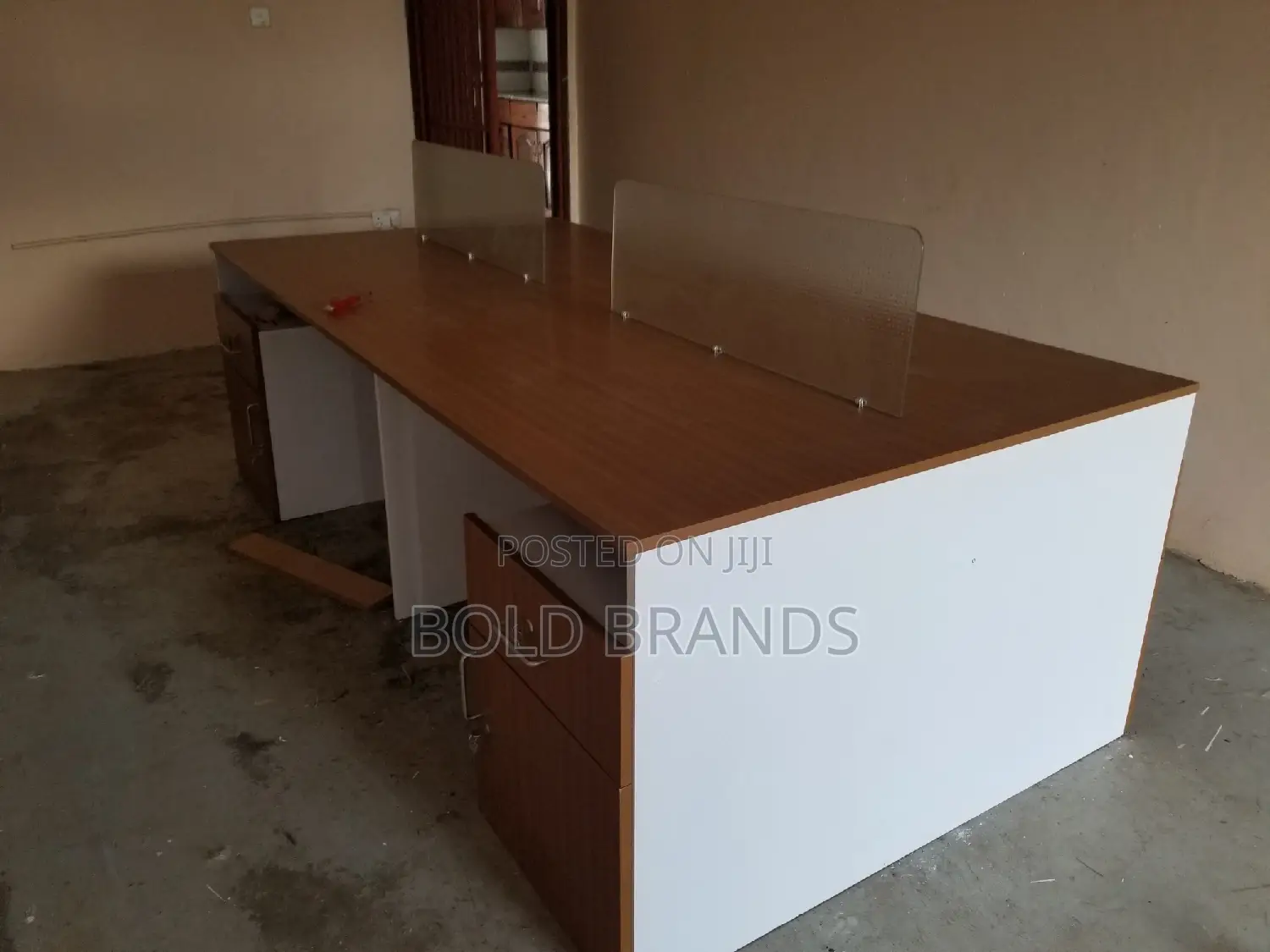 Work Stations/ Staff Desks